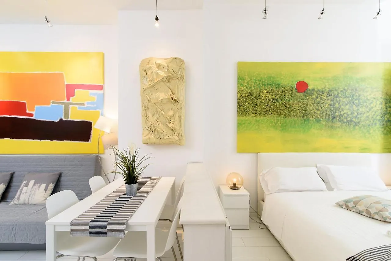 White Ostilia Apartments Rom 0*,  Italien