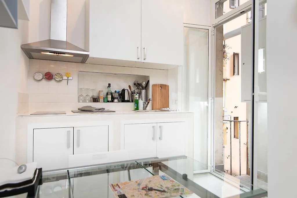 White Ostilia Apartments Rom Italien