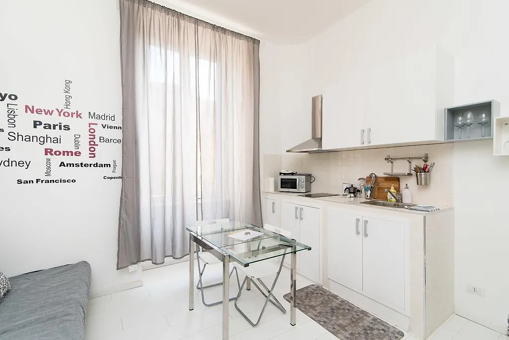 White Ostilia Apartments Rom Italien