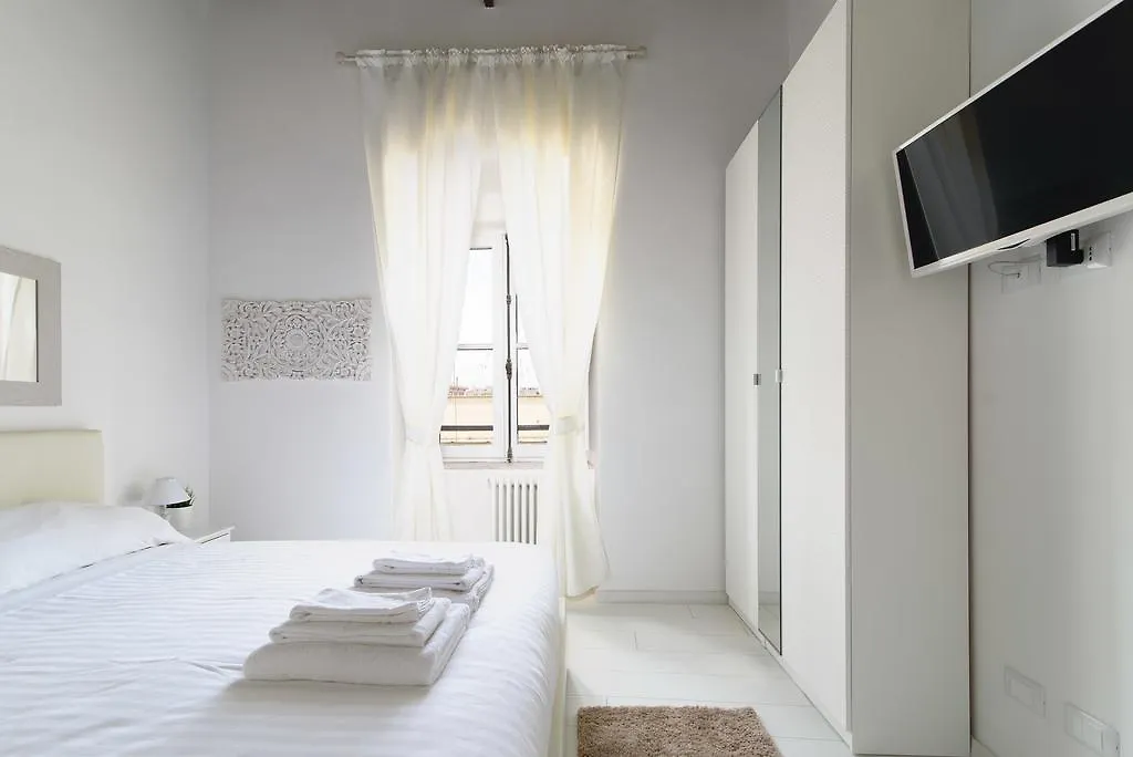 White Ostilia Apartments Rom Italien