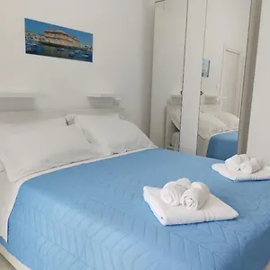 https://mare-luna-apartment.barihotels.org